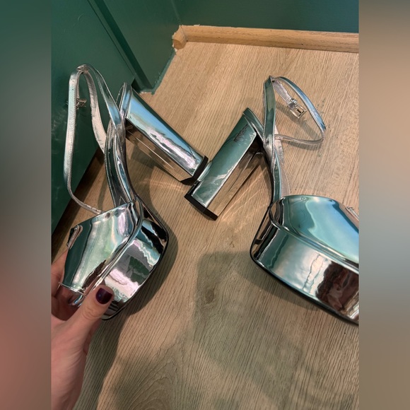 Prada Womens Metallic Leather Platform Heels Silver 41 - Picture 7 of 12